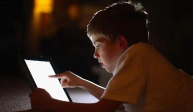 Avrupa’da sosyal medya yasaklarına tam destek çocukların masumiyeti için kısıtlama şart