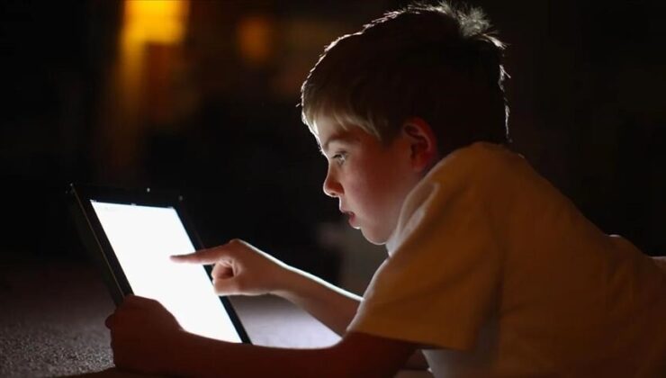 Avrupa’da sosyal medya yasaklarına tam destek çocukların masumiyeti için kısıtlama şart