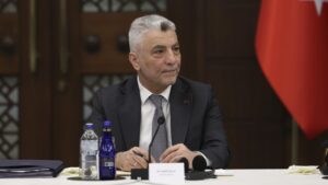 Türkiye küresel yatırımın merkezi oluyor: Bakan Bolat’tan yeni ticaret hamlesi