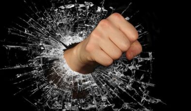 Ekranda şiddete karşı yeni cephe: ‘Reklam yok’ çağrısı büyüyor!