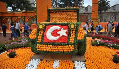 Adana 14. Uluslararası Portakal Çiçeği Karnavalı’yla renklendi