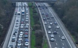 Otomotiv pazarında daralma sinyali: Mart ayında araç kaydı yüzde 18 geriledi