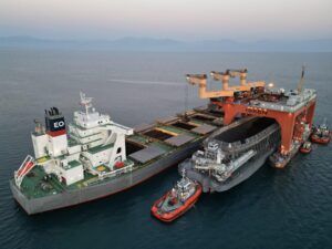 Türkiye'nin tek yüzer aktarma platformu İskenderun Körfezi’nde devrede! 4 1779697918 SKEN Transshipper Platformu 1