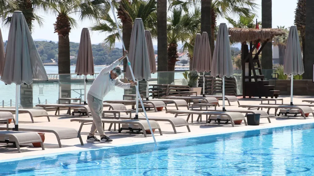 Otel fiyatları cep yakınca bayram tatilcileri kiralık evlere akın tti 3 200 bin liralik otel faturasi rotayi degistirdi eve donus 1791679 202605200005 20260520000558 1
