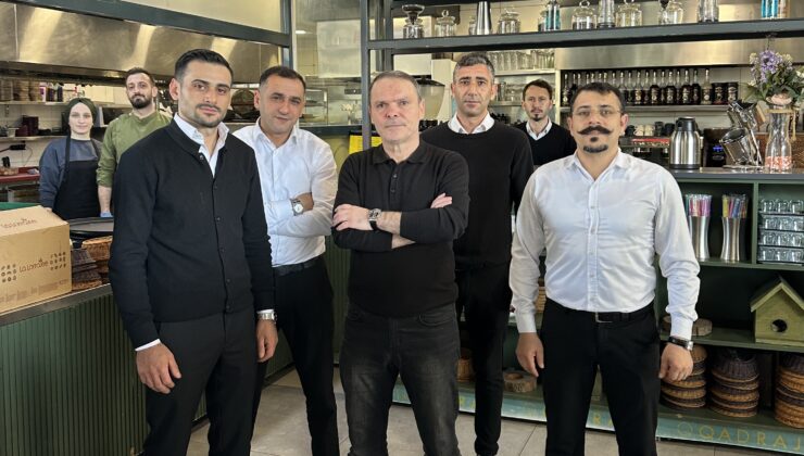 Anadolu Hisarı’nda doğal bir sofra