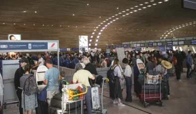 Hırvatistan yolunda dijital engel: Havalimanlarında EES kuyruğu krizi!