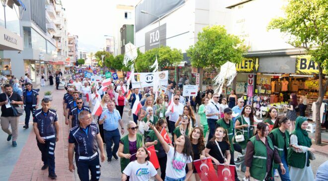Akdeniz’de festival coşkusu: Alanya “Kervan” temasıyla renklendi