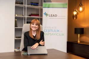 “Annelik kariyerin önünde engel değil, liderlik sermayesi”