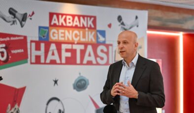 Akbank Gençlik Akademisi 5 yılda 360 bin gence ulaştı
