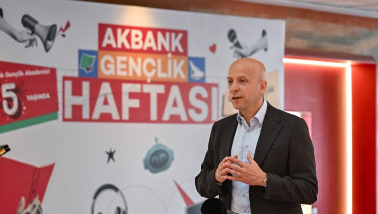 Akbank Gençlik Akademisi 5 yılda 360 bin gence ulaştı