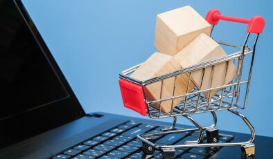 E-ticaret hacmi yüzde 52,2 büyüyerek 4,5 trilyon lirayı aştı!