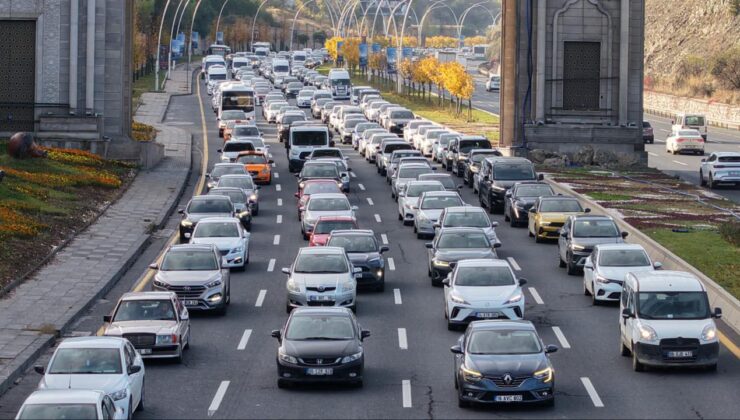 Bayram trafiği dijital sistemlerle izlenecek: Kara yollarında 7/24 denetim