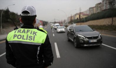 Trafikte “ceza” etkisini gösterdi: Kural ihlalleri bıçak gibi kesildi!