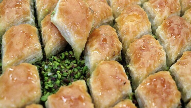Gaziantep’te yoğun baklava mesaisi