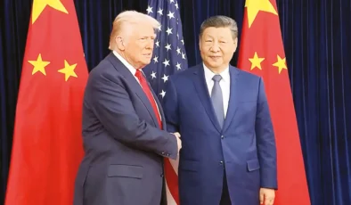 Pekin’de tarihi zirve: Xi Jinping, Donald Trump’ı görkemli bir törenle karşıladı!
