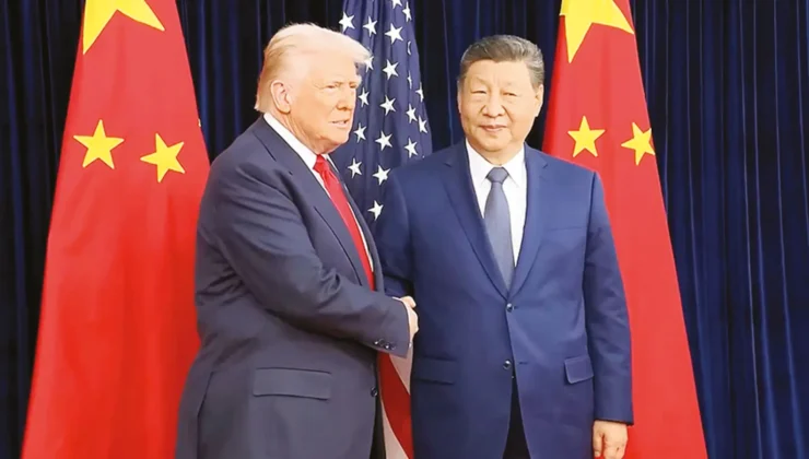 Pekin’de tarihi zirve: Xi Jinping, Donald Trump’ı görkemli bir törenle karşıladı!