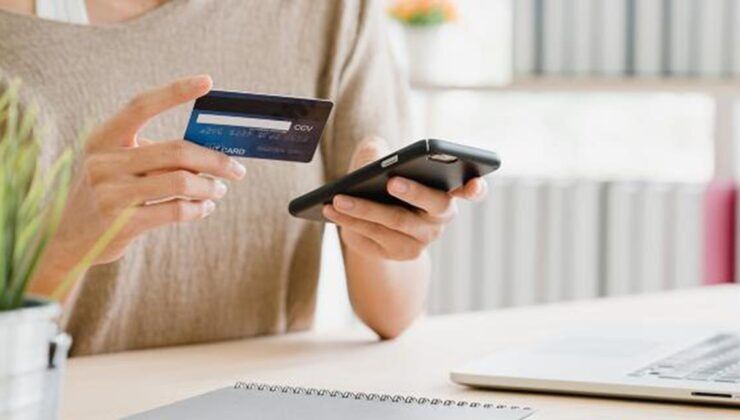 Bayram ve tatil planları e-ticaret sektörünü hareketlendirdi