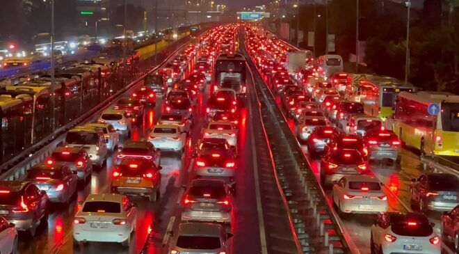 Bayramda Yollar Kilitlenecek!