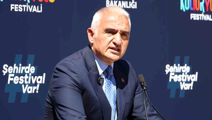 Bakan Ersoy: Türkiye artık 200’e yakın ülkeden turist ağırlıyor