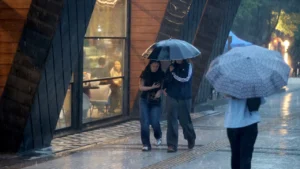 Bayram planı yapanlara Meteoroloji'den kritik uyarı: Yurt genelinde sağanak var 4 kurban bayraminda hava nasil olacak meteoroloji uzmani plan yapacaklara kotu haberi v 1792361 202605222114 20260522211432 6