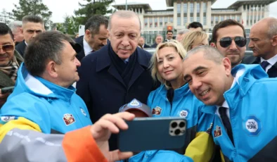 Erdoğan halkın güveninde zirvedeki yerini korudu