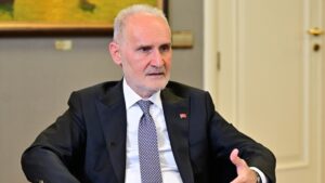 Cebimizdeki para yatırıma değil ithalata gidiyor: İTO Başkanı’ndan “denge bozuldu” uyarısı!
