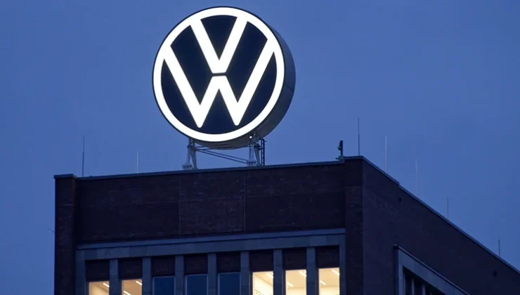 Otomotiv devi Volkswagen’den milyarlık hisse satışı