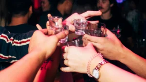 Almanya’da alkol satışına radikal vergi ve reklam kısıtlaması geliyor