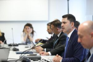 Bakan Kurum küresel iklim diplomasisinin zirvesinde çok boyutlu temaslar gerçekleştirdi