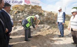 Erzincanda beş bin yıllık tarih için ilk kazma vuruldu