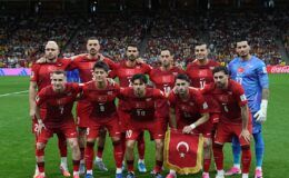 Ay-yıldızlılar Paraguay karşısında