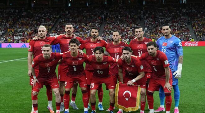 Ay-yıldızlılar Paraguay karşısında