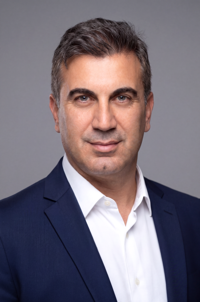 Kemal Oral Elektraweb CEO