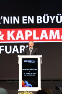 Avrasya'nın en büyük boya fuarı İstanbul'da kapılarını açtı 5 Mustafa Varank2