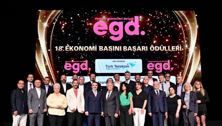 Ekonomi basınının en prestijli ödülleri AKM’de sahiplerini buldu