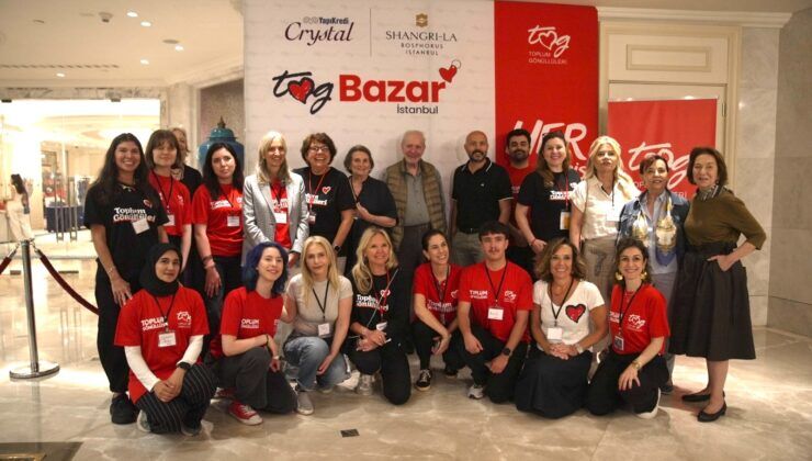 Toplum gönüllüsü gençler dayanışma ve iyilik için buluşması