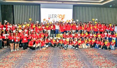 Shell İLERİDE programı dördüncü dönem mezunlarını verdi