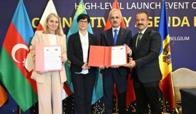 Avrupa kesenin ağzını açtı: İstanbul’a dev demiryolu projesi için imzalar atıldı