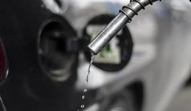 Petrol fiyatlarındaki sert düşüş akaryakıtta indirim beklentisi doğurdu