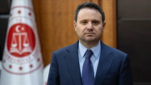 Adalet Bakanlığı on beş bin personel alıyor: Kadrolar belli oldu