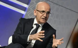 Bakan Şimşek jeopolitik şoklara rağmen dezenflasyon sürecinin sürdüğünü açıkladı