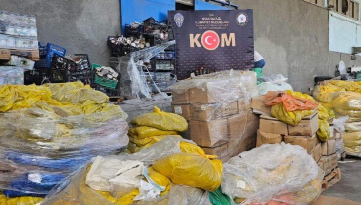 Uşak’ta tonlarca bozuk gıda ele geçirildi