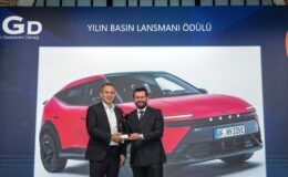 Türkiye’de yılın otomobili Renault Clio seçildi