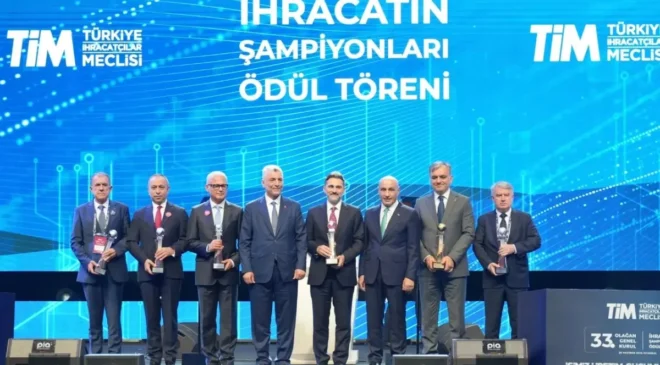 İhracatın yıldızları ödül töreninde Ege rüzgarı