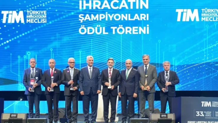 İhracatın yıldızları ödül töreninde Ege rüzgarı