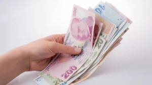 Milyonların gözü cuma gününde: Emekli zammı için nefesler tutuldu 5 milyonlarca emekli cumaya kilitlendi 5 aylik zam farki icin iste son tahminler 1794043 202606010922 20260601092253 2
