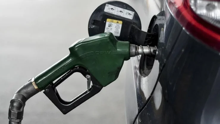 Petrol fiyatlarındaki düşüş pompalara yansıyor