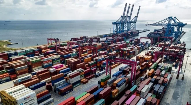 Dış ticaret açığı dokuz ayın en düşüğünde
