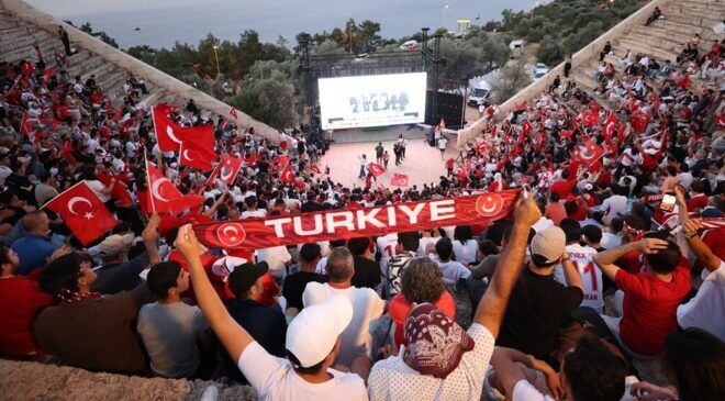 Antiphellos’ta milli heyecan