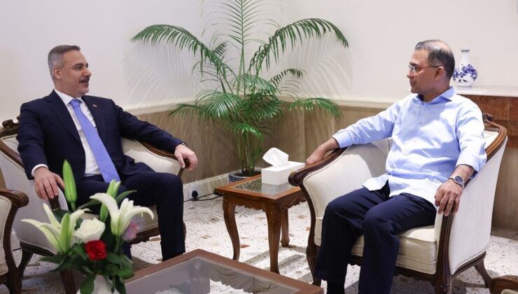 Dışişleri Bakanı Fidan, Bangladeş Başbakanı Rahman ile görüştü